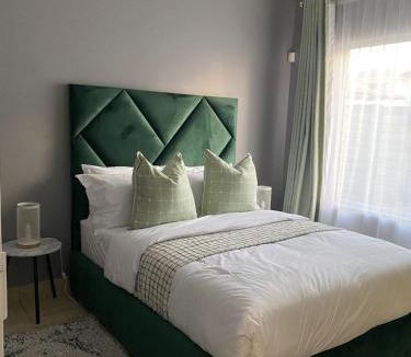 Beacon Bay Apartment | House 38