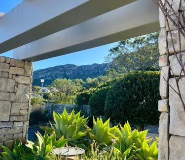 Hermanus Heights House | House Vos
