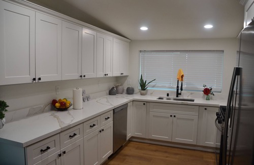 Sacramento House | House with A Vibe in West Sacramento A Swimming Pool and five bedrooms.
