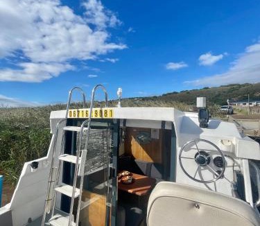 Port Beaufort Boat Rental | Houseboats - Living The Breede - Valid Skippers License compulsory