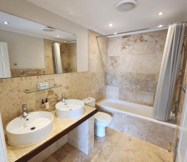Hout Bay House | Hout Bay Breeze Guest House