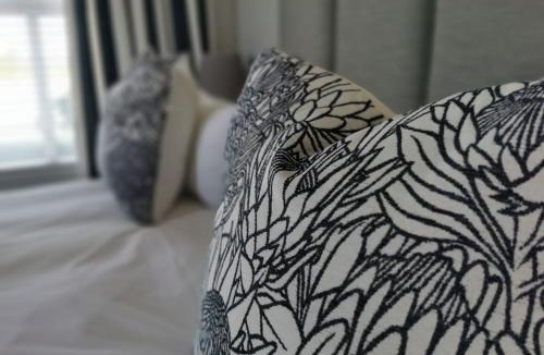 Malmesbury House | Huis van Brood Guesthouse