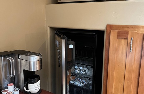 Willow Glen Apartment | Hummingbird Hideaway cozy private studio in charming Willow Glen, San Jose, WiFi