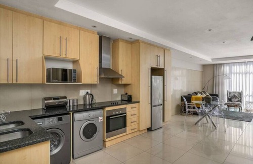 Sandown Apartment | Hydro Apartments in Sandton - 2 bedroom