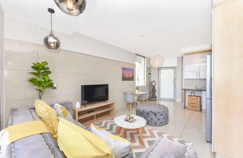 Sandown Apartment | Hydro Park Residences in Sandton