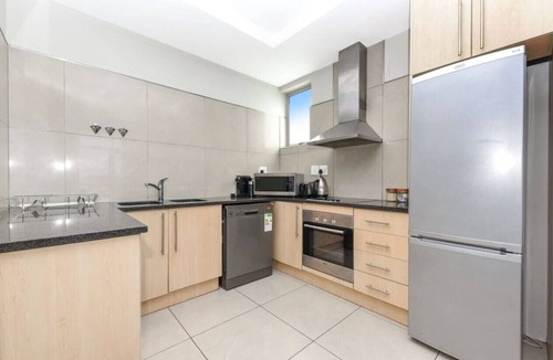 Sandown Apartment | Hydro Sandton Apartments