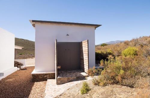 Barrydale Villa | Icarus
