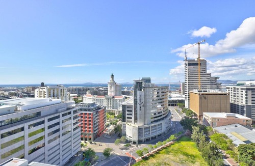 Cape Town City Centre Apartment | Icon 1708