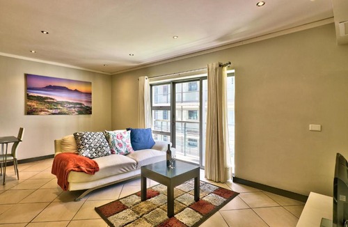 Cape Town City Centre Apartment | Icon 506