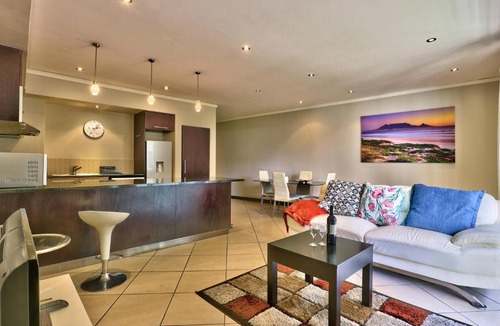 Cape Town City Centre Apartment | Icon 506