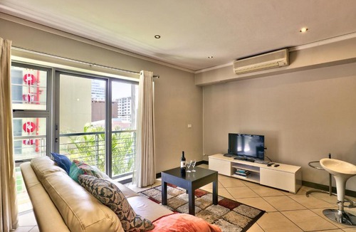 Cape Town City Centre Apartment | Icon 506