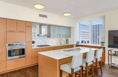 South Beach Condo | Iconic SF Views | Sky-High Luxury 3BR