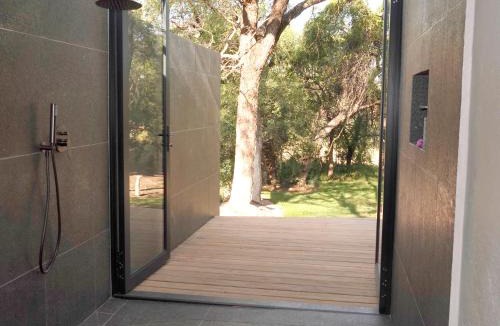 Thorny Bush Game Reserve Cabin | Idube Game Reserve