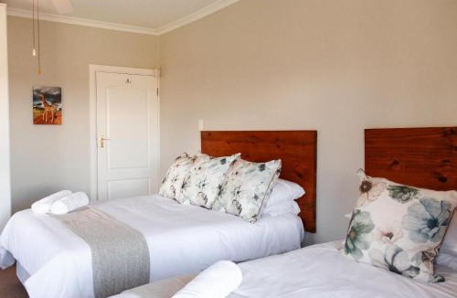 Okhahlamba Apartment | Idube Guest House