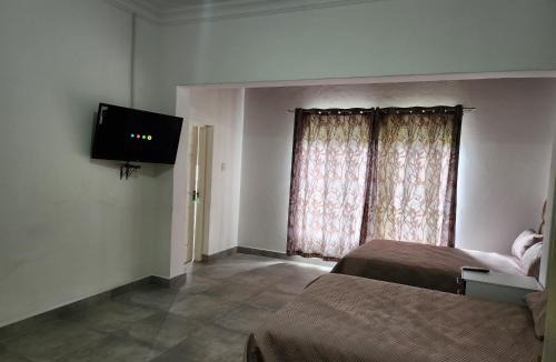 Kempton Park House | Idube Power Hub Guest House