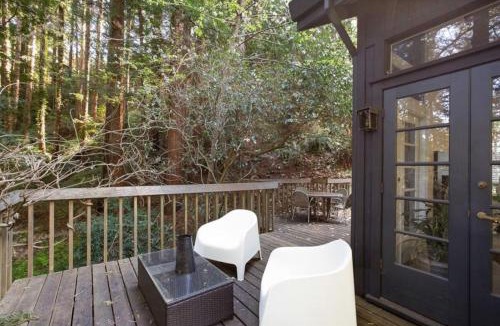 Tamalpais-Homestead Valley House | Idyllic Mill Valley cottage next to Muir Woods
