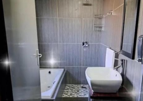 Buffelspoort Ski Chalet | Indabuch