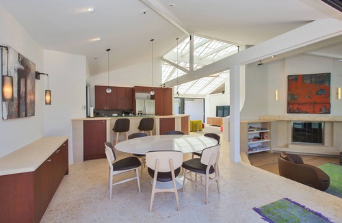 Stinson Beach House | Indoor Outdoor Luxury Living on the Seadrift Lagoon