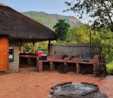 Greater Tzaneen Cabin | Inkonka Game farm