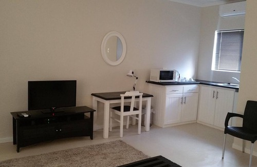 De Aar Bed & Breakfast | Inn Excellence B&B