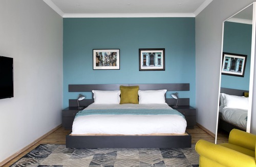 Greater Johannesburg Metropolitan Area House | Inner City Retreat based in the bustling neighborhood of Melville Johannesburg.