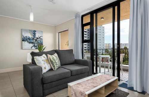 Flora Park Apartment | Intaka Island Retreat | 1 Bedroom Apartment