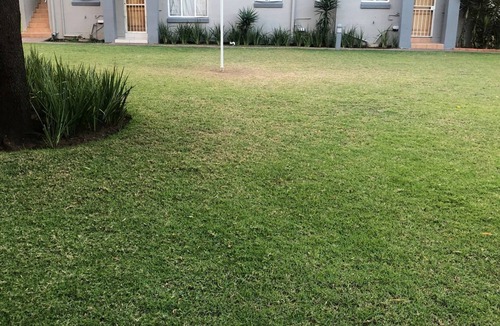 Edenvale Apartment | Inviting 3-Bed Apartment in Edenvale