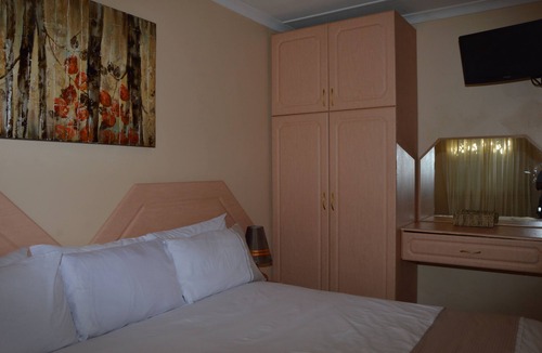 Montclair House | Iqhayiya Guest House location