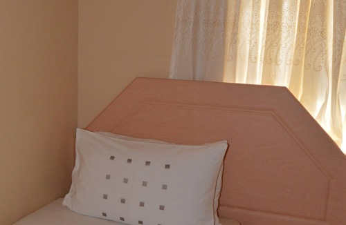 Montclair House | Iqhayiya Guest House location