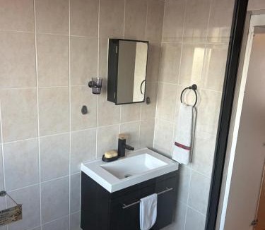 Belhar House | Iris Guest Room