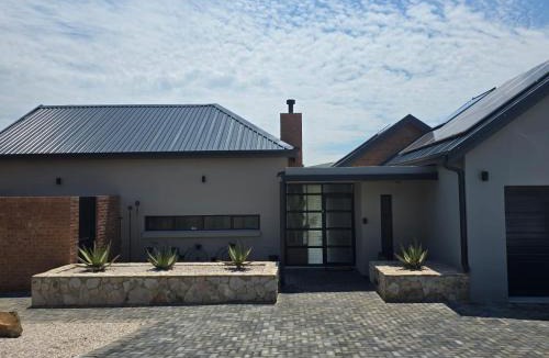 Dullstroom Villa | Ironwood Manor