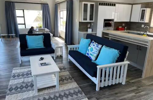 Mossel Bay House | Island View in Mossel Bay