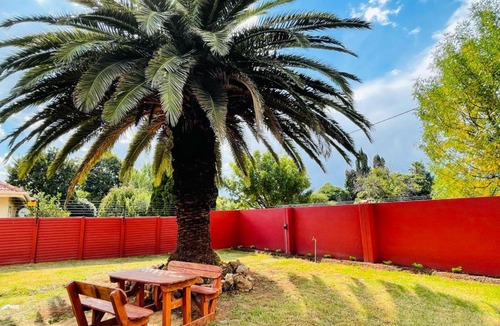 Kempton Park House | Ithonsi Guesthouse