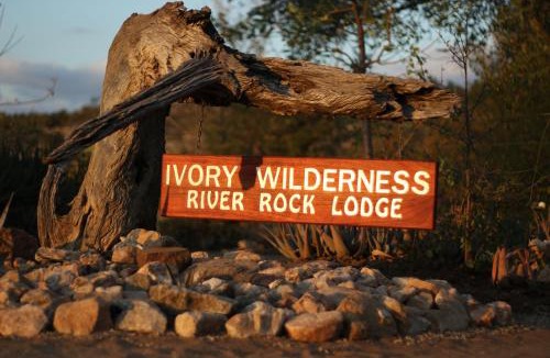 Kruger National Park Hotel | Ivory Wilderness River Rock Lodge