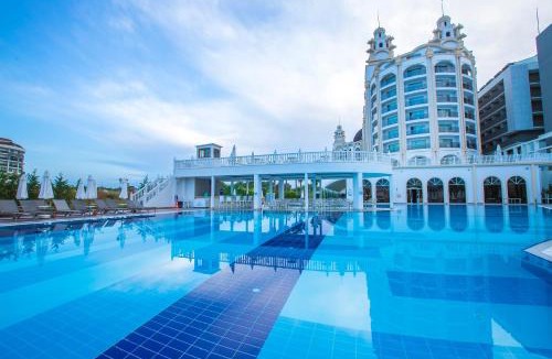 Sorgun Mahallesi Hotel | J'adore Deluxe Hotel & Spa Ultra All Inclusive
