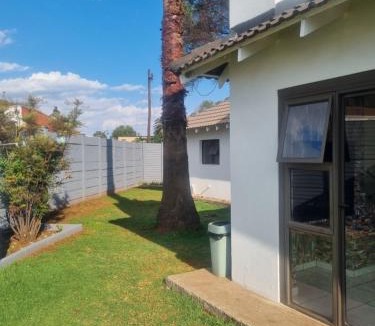 Vanderbijlpark Bed & Breakfast | Jazreel b&b