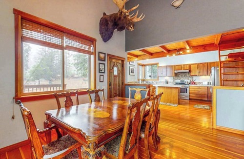 Timber Cove House | Jenner Oceanview Sonoma Coast Retreat near Fort Ross State Park