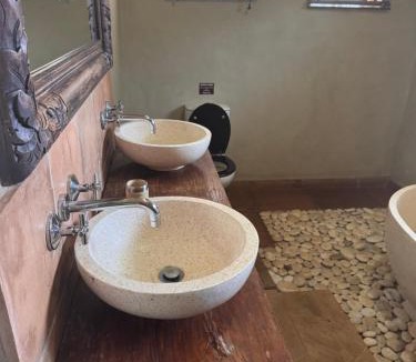 White River House | Joes Country lodge