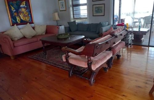 Kentani House | Jolly Mooi's Beach Break
