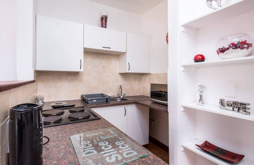 Greater Johannesburg Metropolitan Area Apartment | Jozistay Savannah Apartments