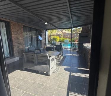 Moreleta Park House | JuaMtoto guesthouse