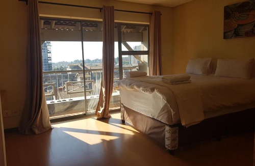 Greater Johannesburg Metropolitan Area Apartment | KadoshStay Pentahouse @77 Grayston