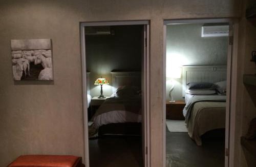 Khara Hais House | Kalahari Cottage