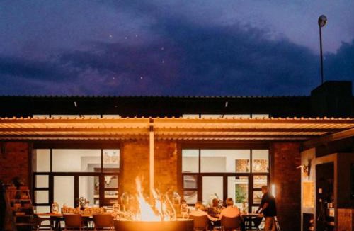 Joe Morolong Cabin | Kalahari Erfenis