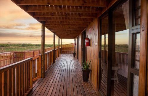 Upington Cabin | Kalahari Lion's Rest