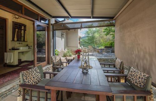 Malelane Cabin | Kambaku River Lodge