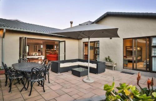 Myoli Beach House | Kamma Kai Beach Villa