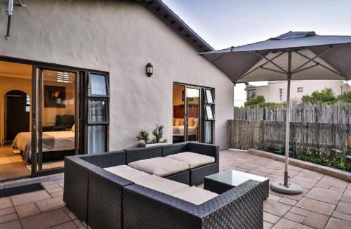Myoli Beach House | Kamma Kai Beach Villa