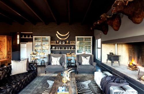 Ladismith Cabin | Karoo62 Luxury Lodge