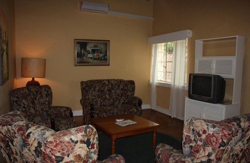 Graaff-Reinet House | Karoopark Guest House
